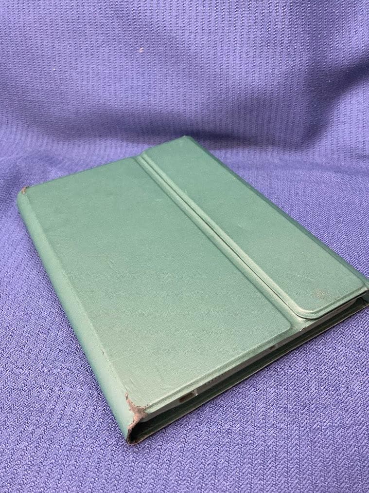 iPad本体 iPad mini 4 + Apple Pencil + Keybord