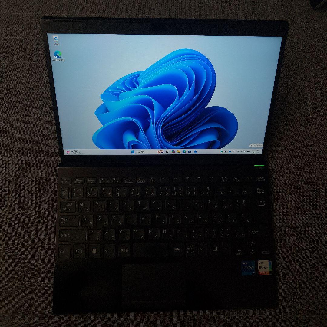 日本製 高級感 VAIO 美品 超軽量 爆速11世代i7 16GB 512GB