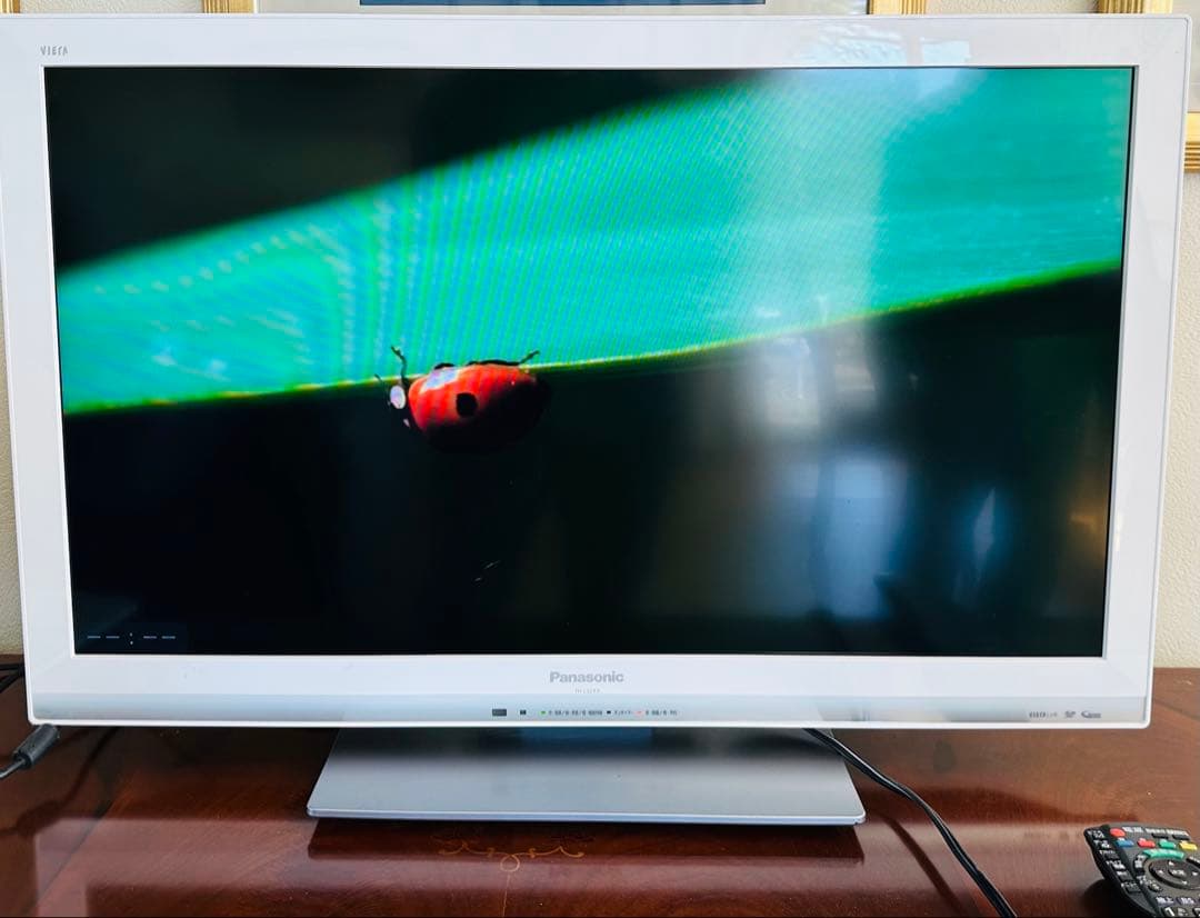 Panasonic VIERA TH-L32X3-W 32インチ 液晶テレビ 白