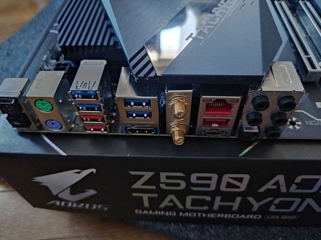 Aorus Z590 Tachyon マザーボード