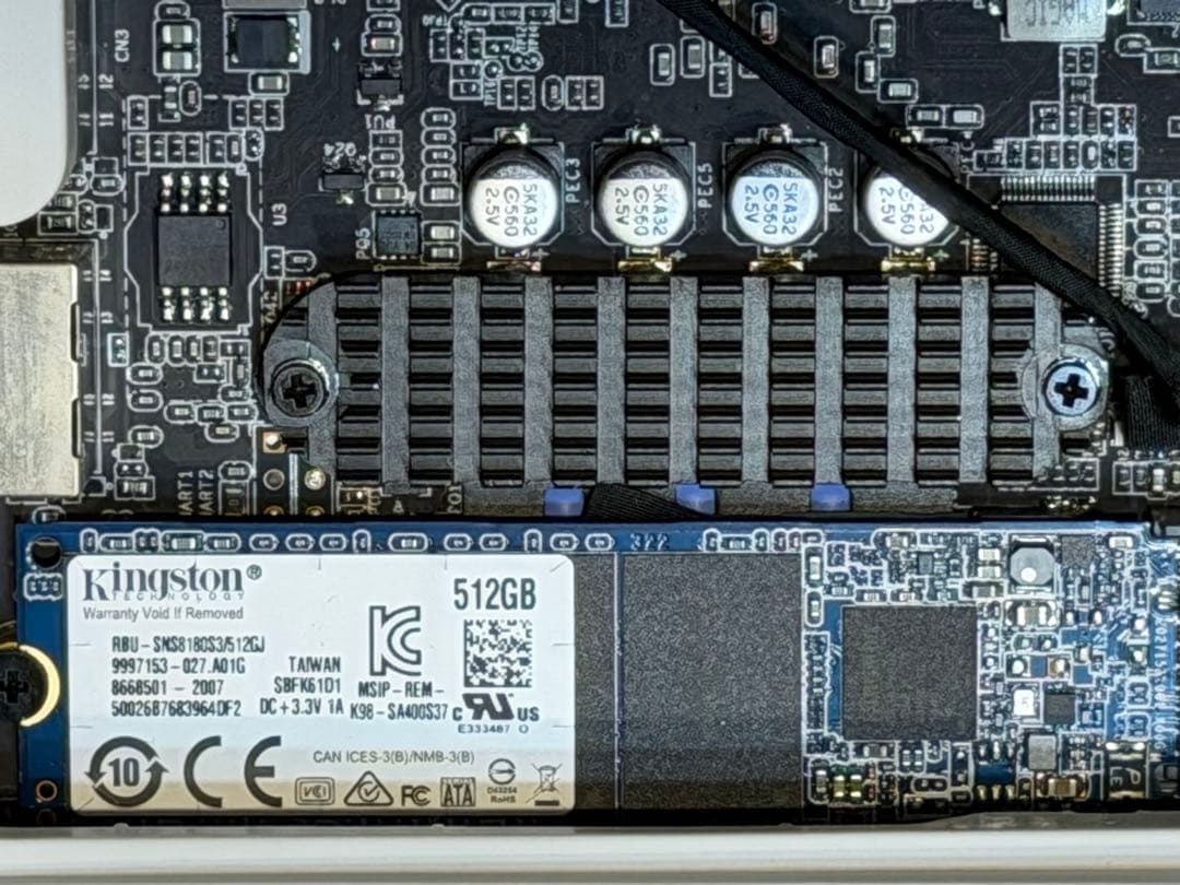 【tome】　Minisforum UM300 16GB/512GB