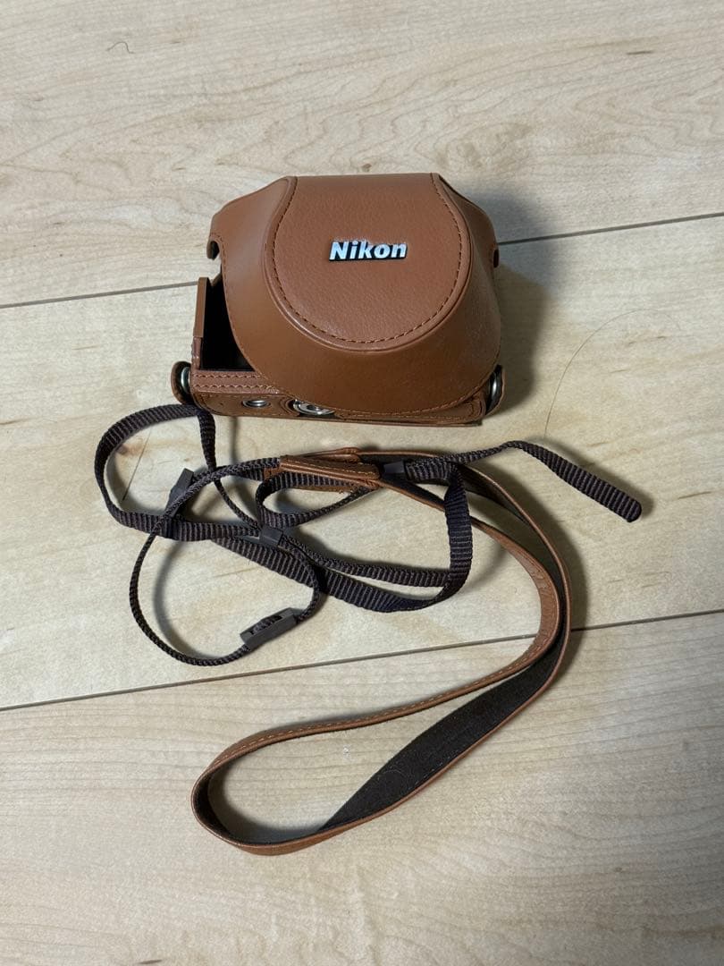 【美品】Nikon 1 J5 ダブルズームレンズキット +レンズ等