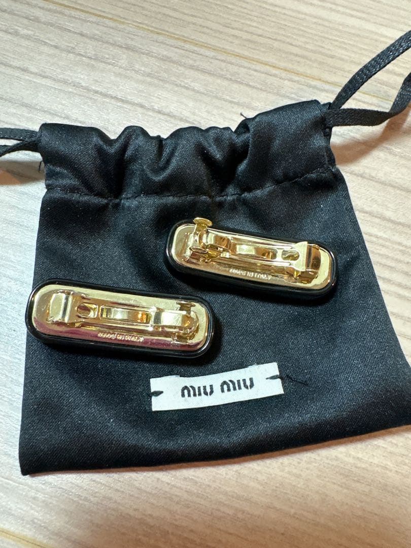 miu miu ヘアピンセット 黒