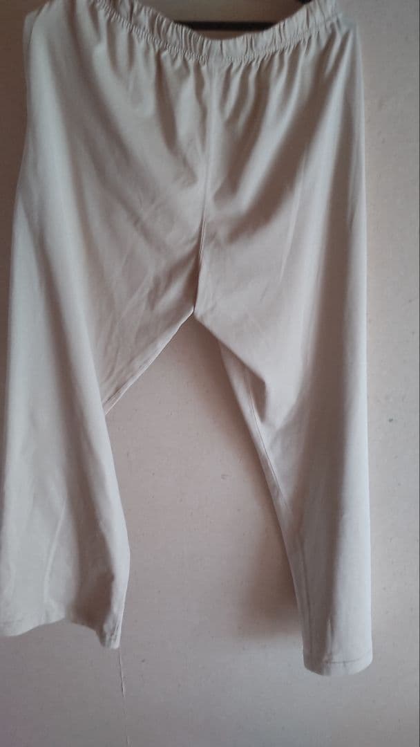 TENTIAL バクネ ドライ 上下　クリーム色 長袖　パジャマ 　パンツ　M