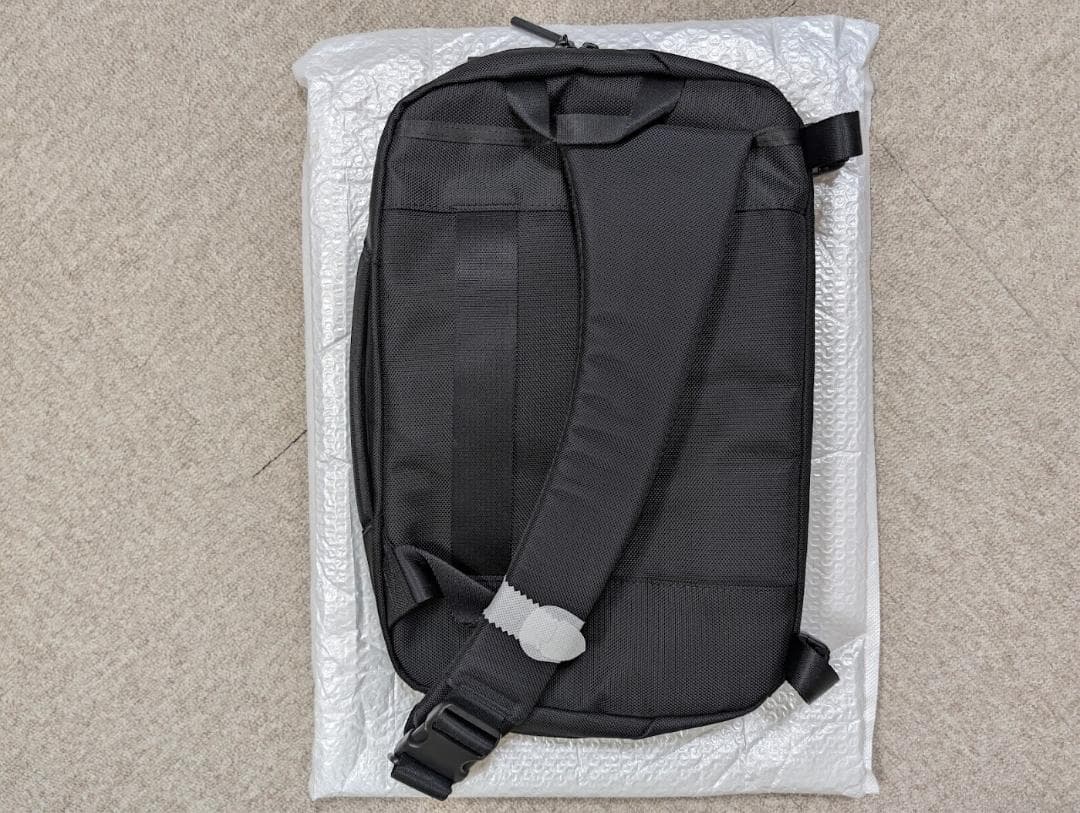 Aer　エアー　 Travel Sling 2 Black