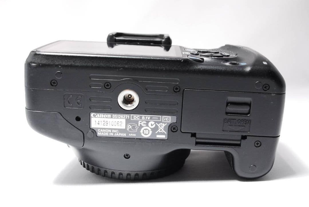 ♥シャッター数極少♥キャノン Kiss X4 一眼レフ Wレンズ 望遠レンズ付