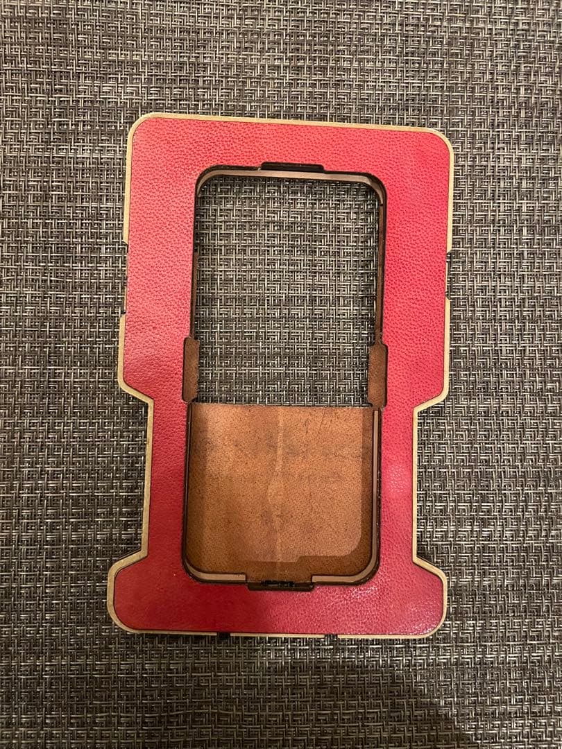 値下げ☆オジャガデザイン iPhone(SE2/8/7/6s/6) 額縁風ケース