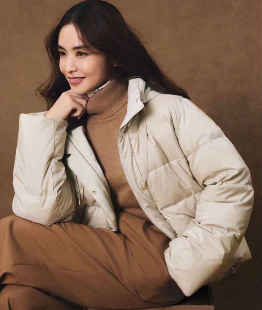 23区今季滝沢眞規子さん着用VERY掲載シレータフタコンパクト ダウンコート32