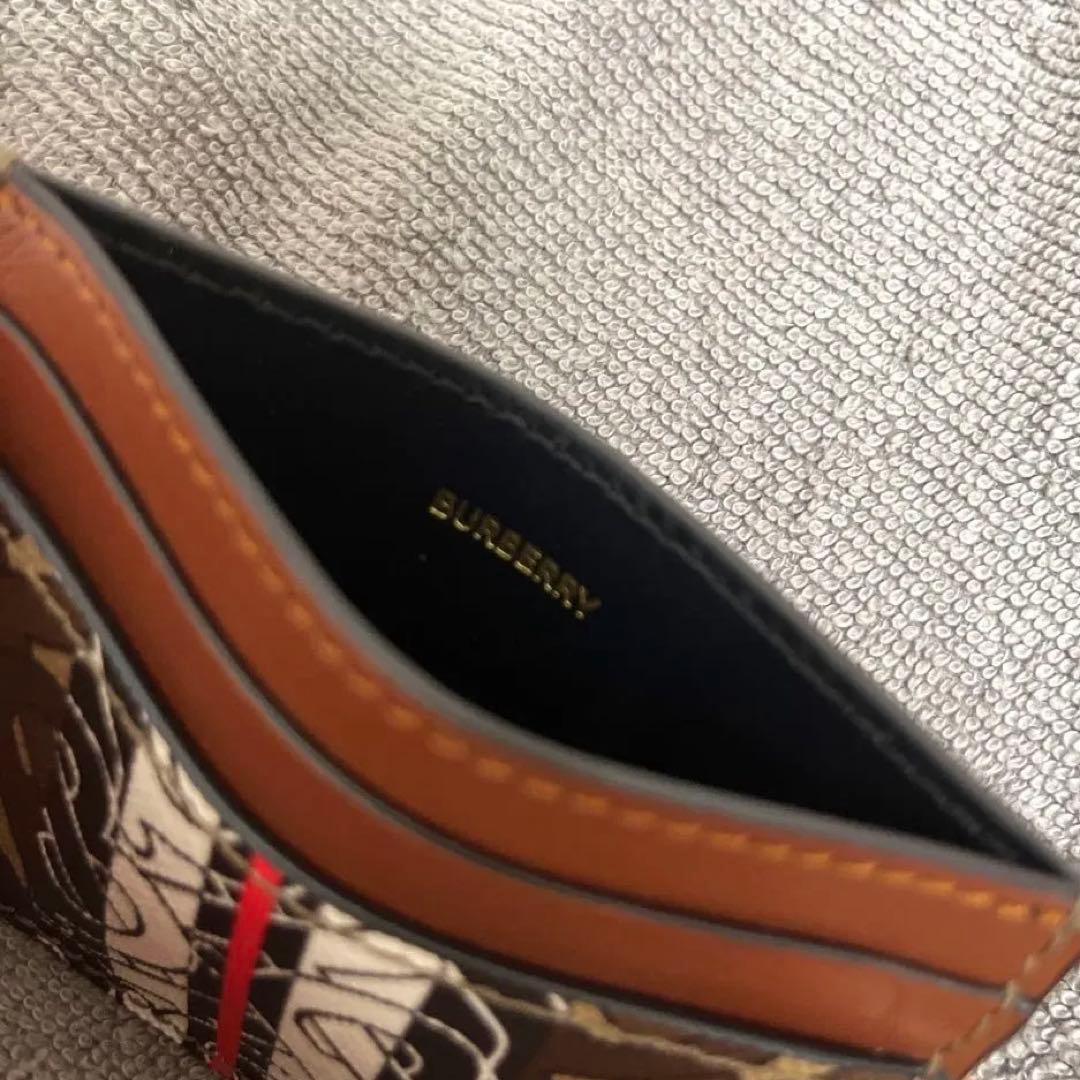 BURBERRYカードケース