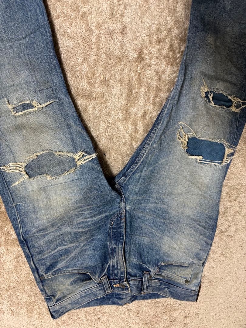 バックラッシュストレートデニム