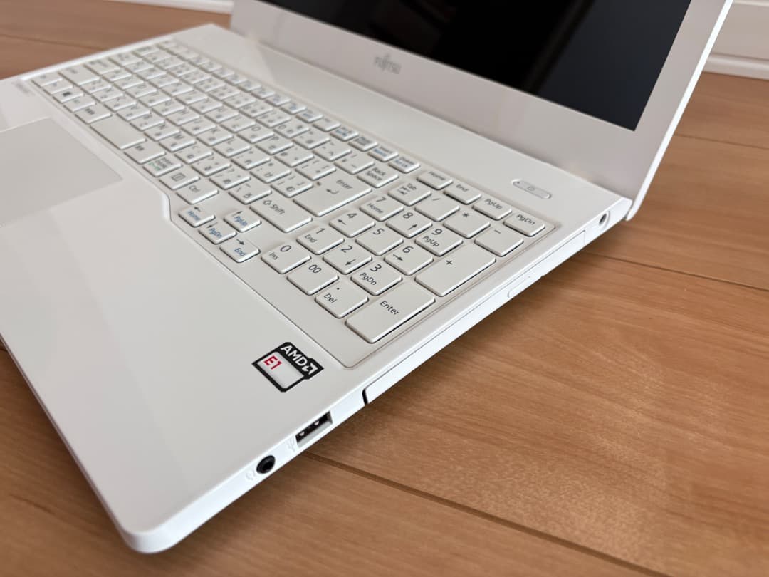 富士通 AH30/X ノートパソコン LIFEBOOK