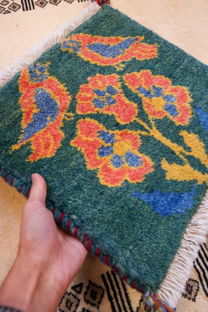 40×40cm ペルシャ絨毯 手織り ギャッベ アマレ族 ギャベ