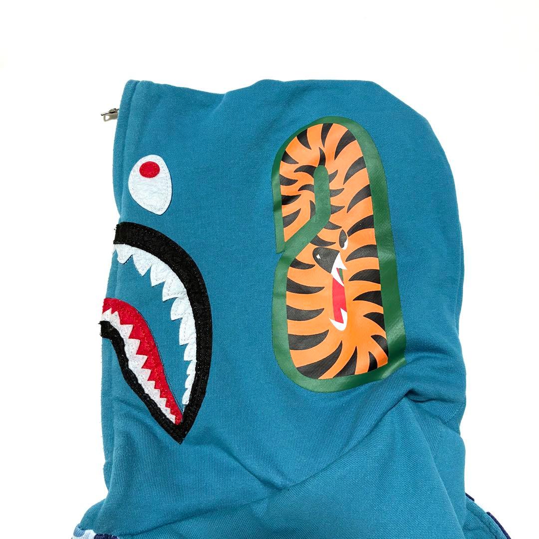 希少 A BATHING APE シャークパーカー ブルー カモフラ エイプ L
