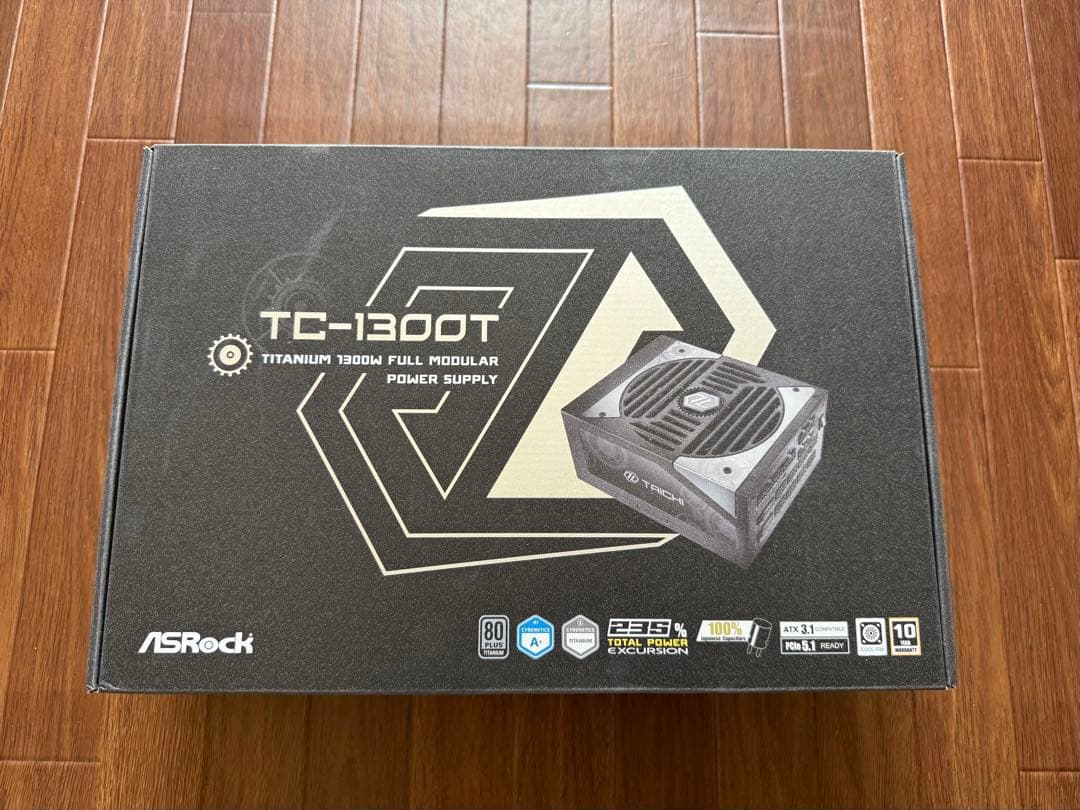 ASRock TC-1300T 1300W フルモジュラー電源