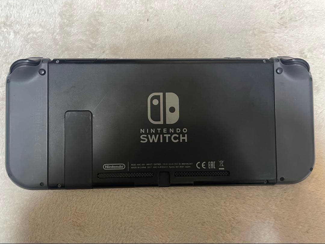 Nintendo Switch 本体　傷あり