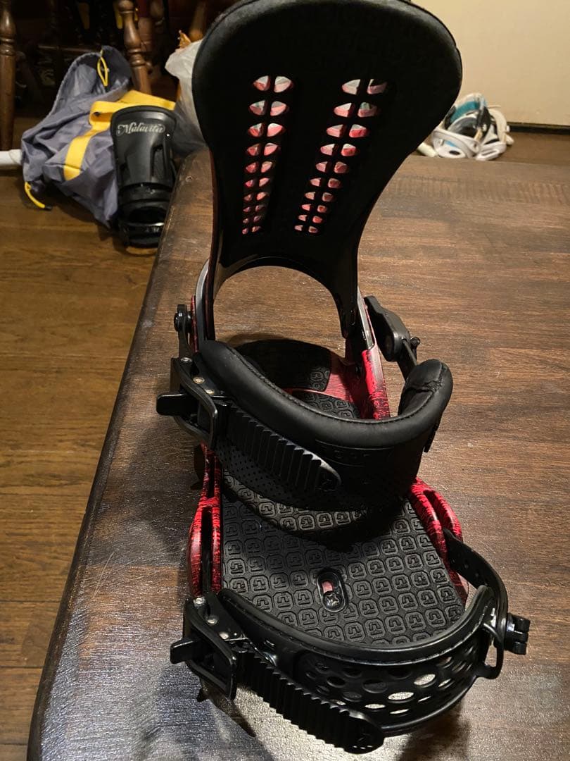 送料込み　UNION FORCE M 使用少　希少カラー　ユニオン