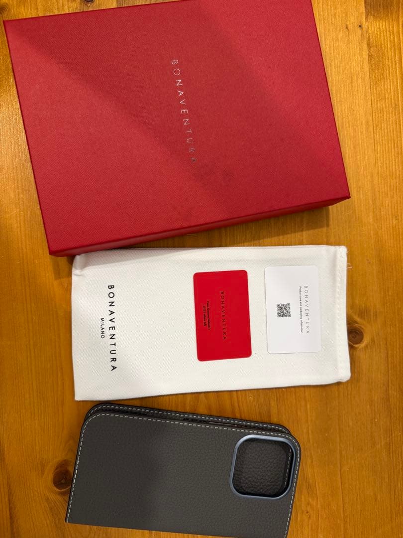 【週末限定お値引】ボナベンチュラ iPhone16pro ダイアリーケース