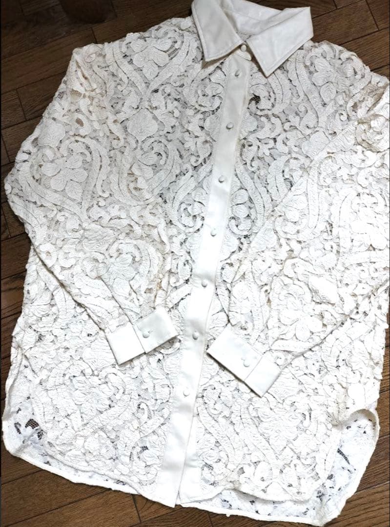 トップス AMERI FAKE LEATHER EMBROIDERY SHIRT