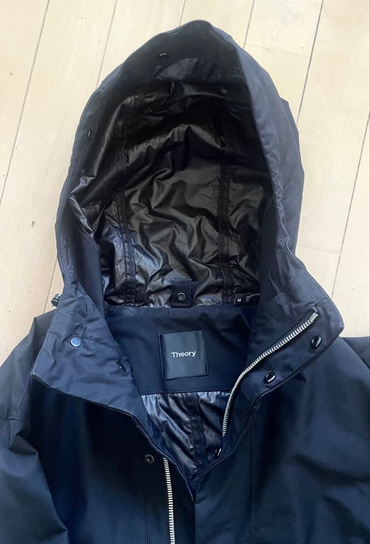 お買い得‼️Theory ナイロンマウンテンパーカーコート