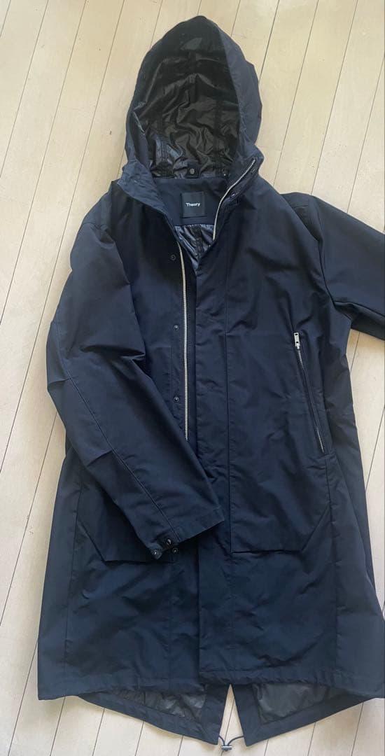 お買い得‼️Theory ナイロンマウンテンパーカーコート