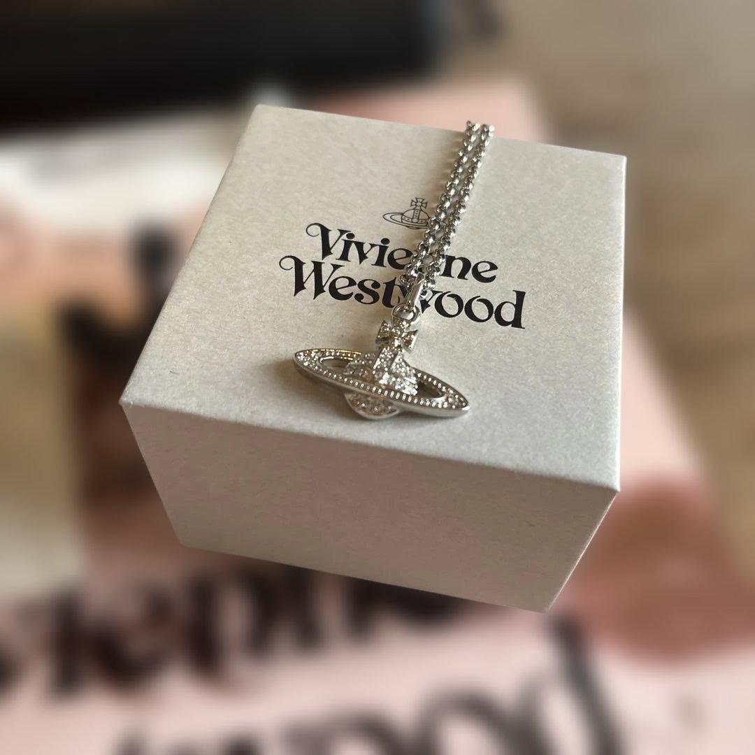 アクセサリー Vivienne Westwood