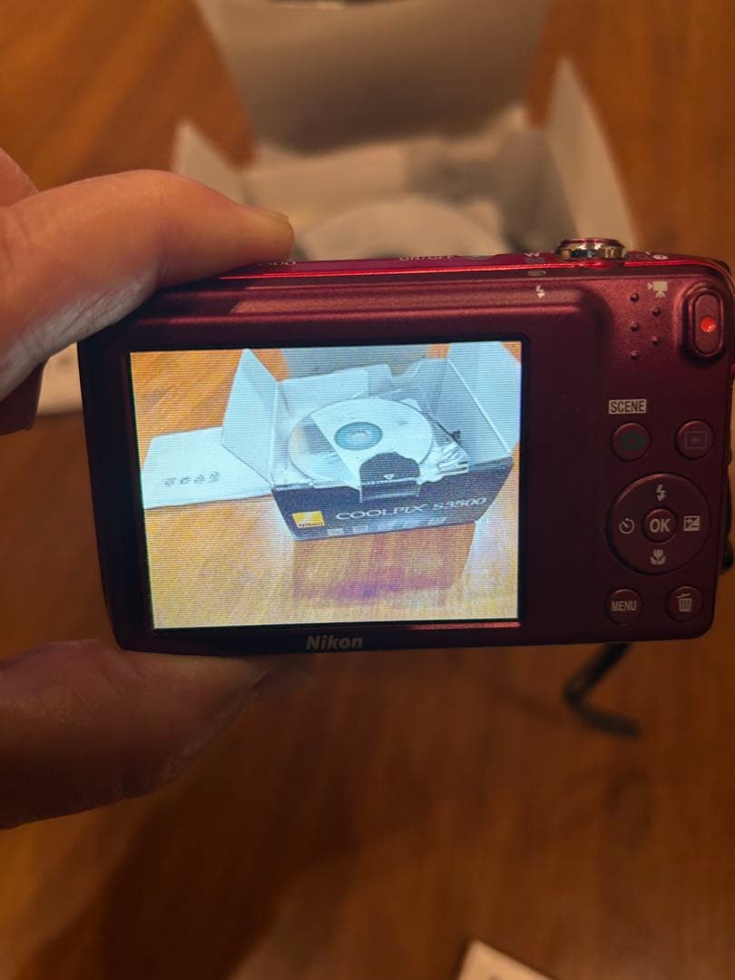 極美品　Nikon COOLPIX S3500 ピンク 付属品あり