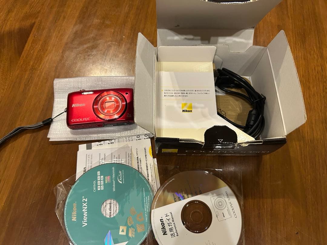 極美品　Nikon COOLPIX S3500 ピンク 付属品あり