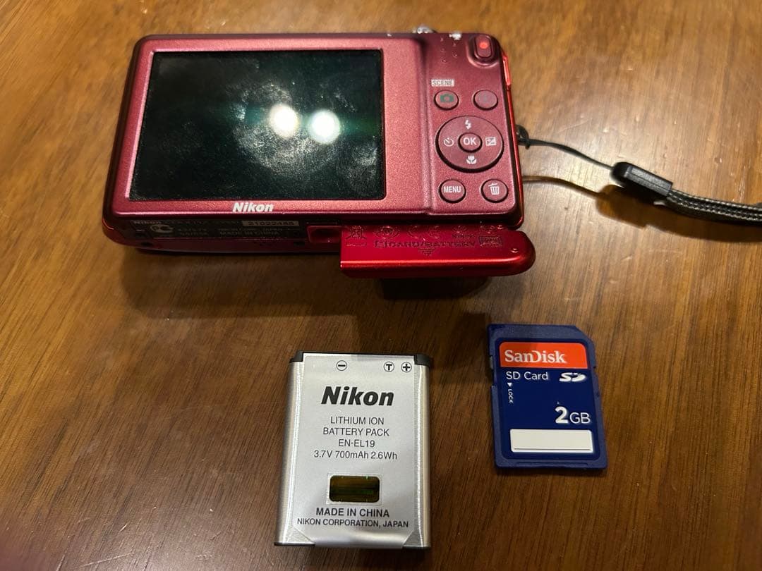 極美品　Nikon COOLPIX S3500 ピンク 付属品あり