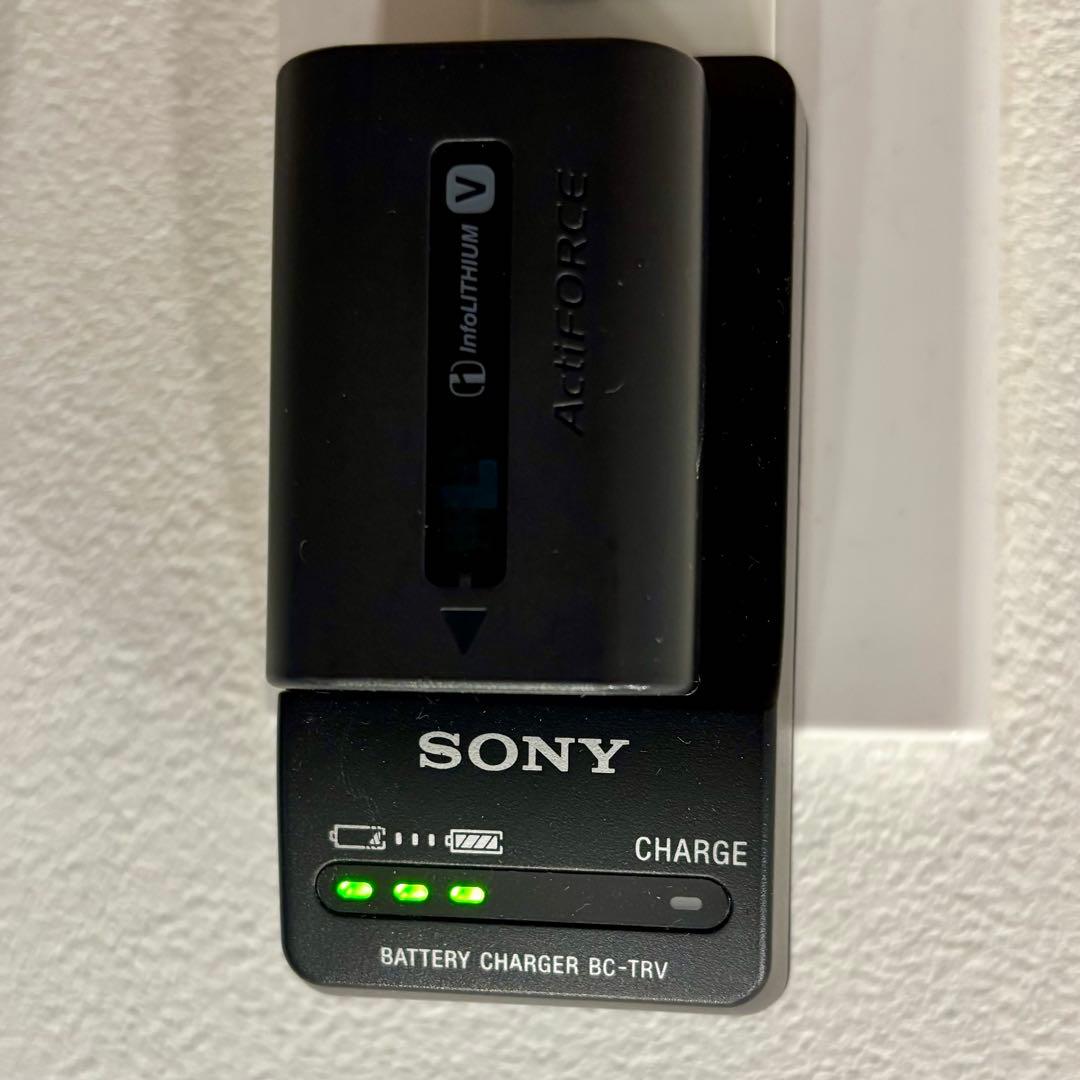 【中古・美品】SONY HDR-CX675 SONY純正ケース・NP-FV70付