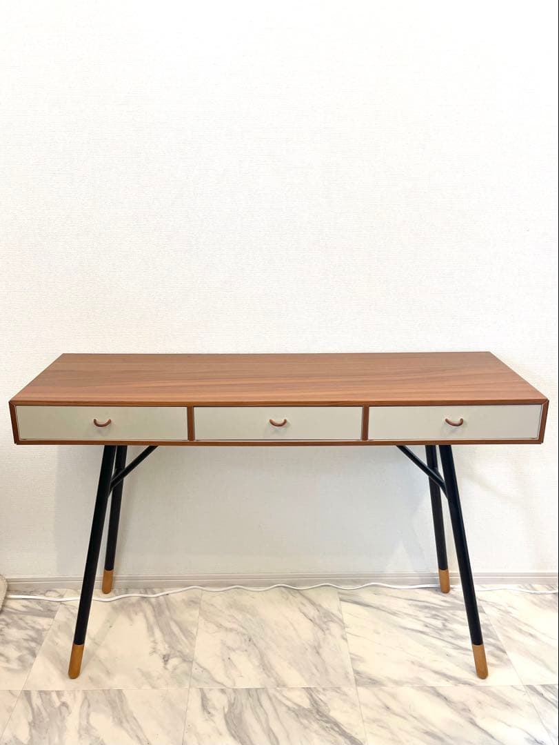 ボーコンセプト　コンソールテーブル　クチパーノ　デスク