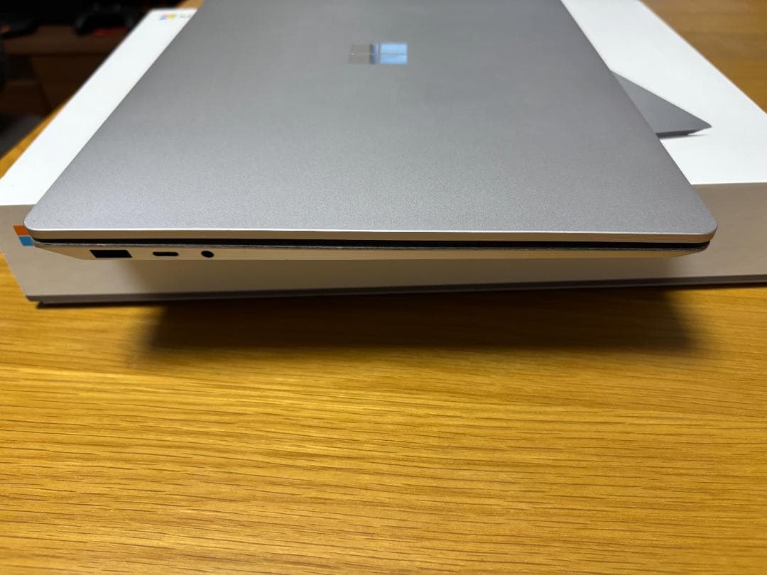 Microsoft Surface Laptop 5 13.5インチ プラチナ