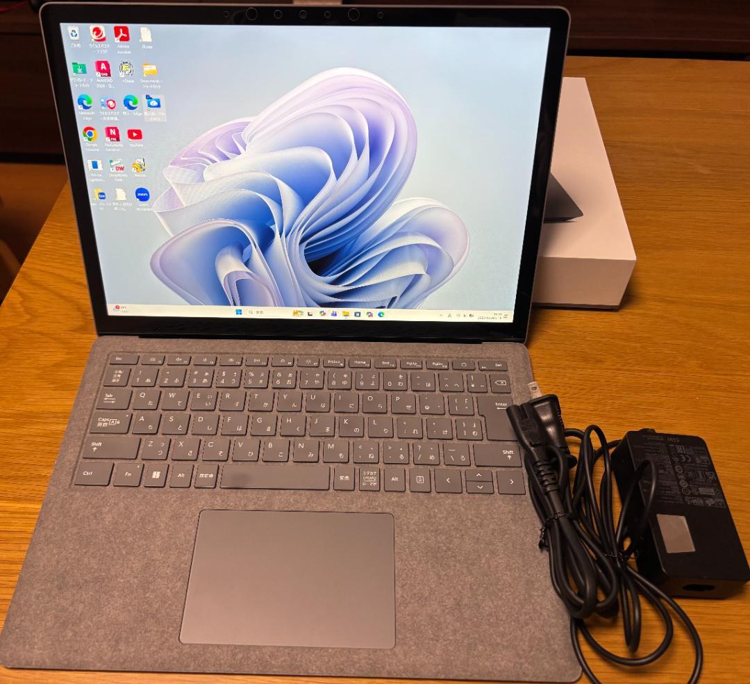 Microsoft Surface Laptop 5 13.5インチ プラチナ