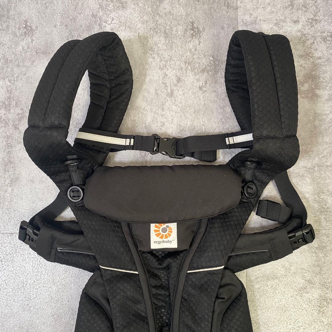 【美品】エルゴ ergo オムニブリーズ 抱っこ紐 黒 ブラック よだれカバー付