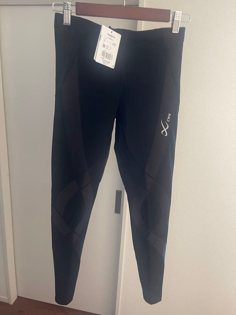 大人気ブランド！早い者勝ち！cw-x フィット感のあるブラック　レディースL