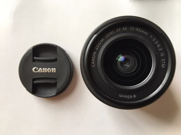 ブラック EF-M 15-45 3.5-6.3 IS STM