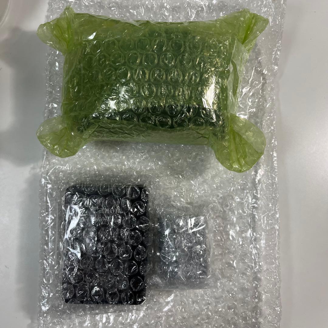 Canon PowerShot G1 X Mark II 本体と付属品