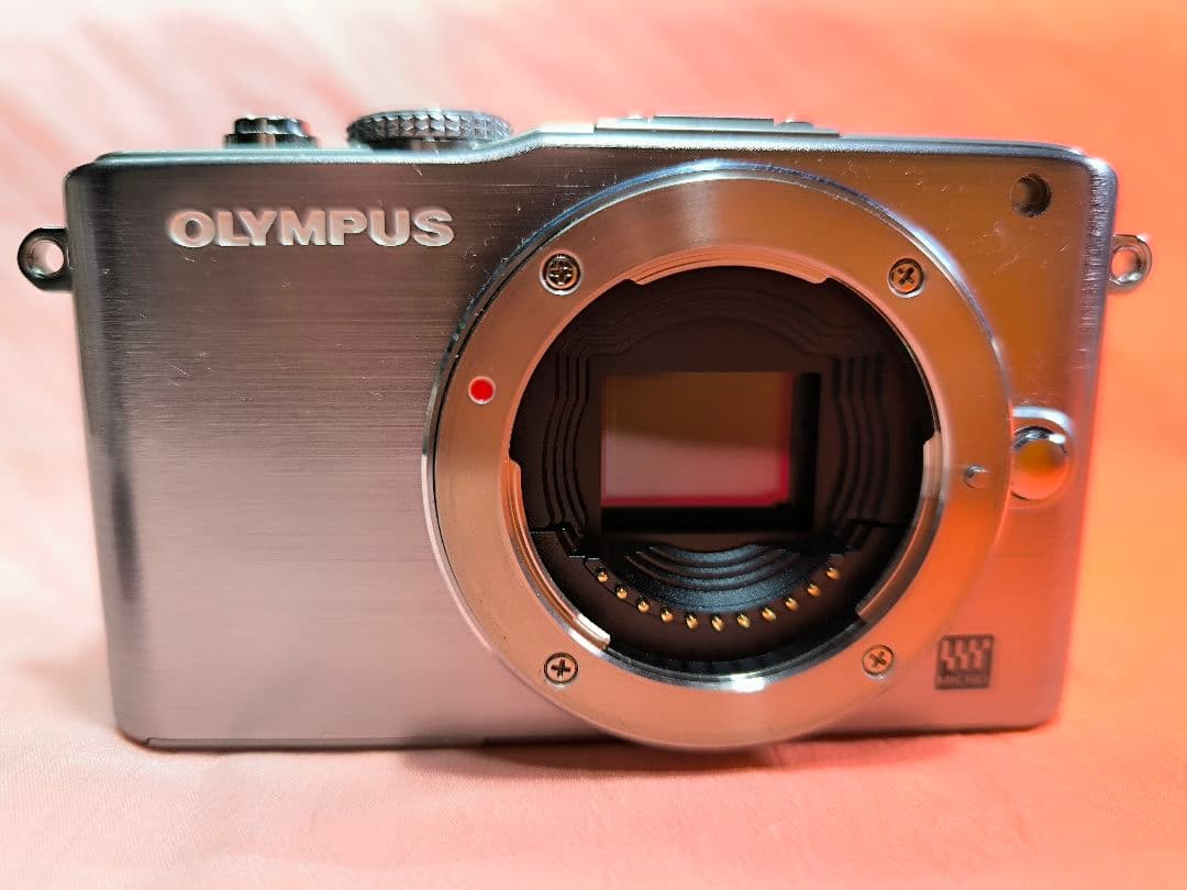 OLYMPUS E-PL3 シルバー ボディ ※手振れエラー有り