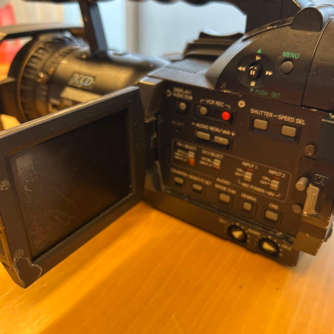 Panasonic AG-DVX100B 業務用ビデオカメラ本体（ジャンク品）