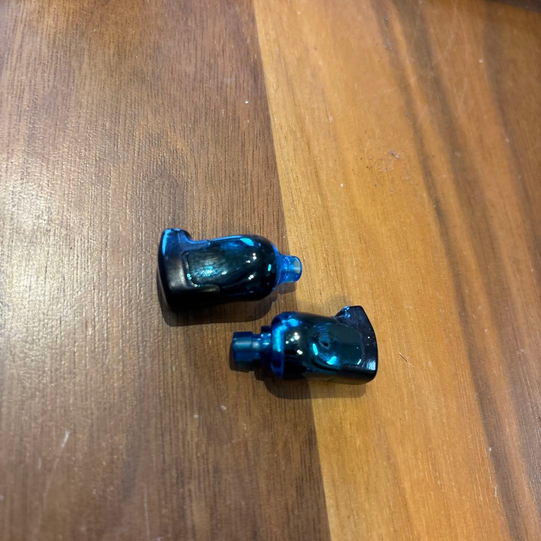 Ultimate Ears Triple.fi 10 Pro※動作未確認