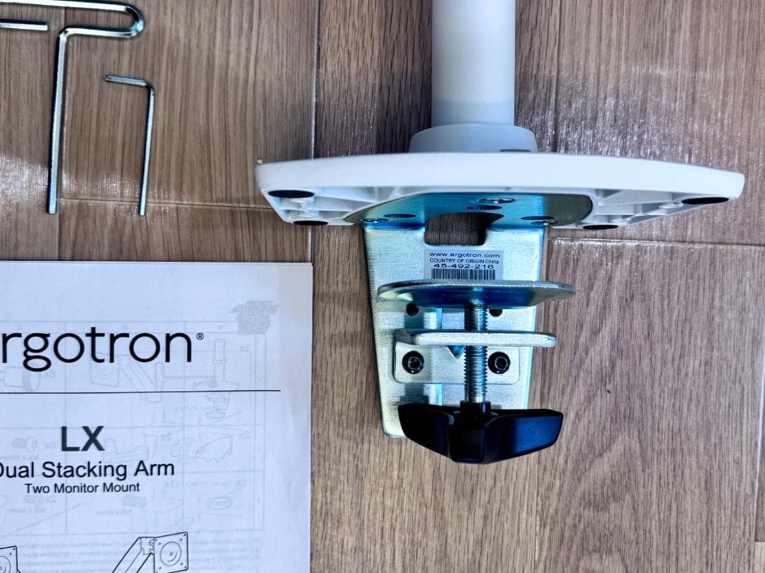 工*藤様 Ergotron LX Dual Stacking Arm ホワイト