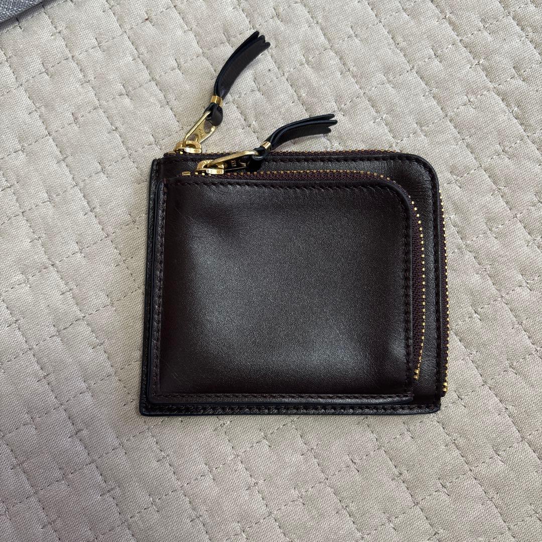コムデギャルソン ケース アウトサイドポケット ミニ財布　ブラウン