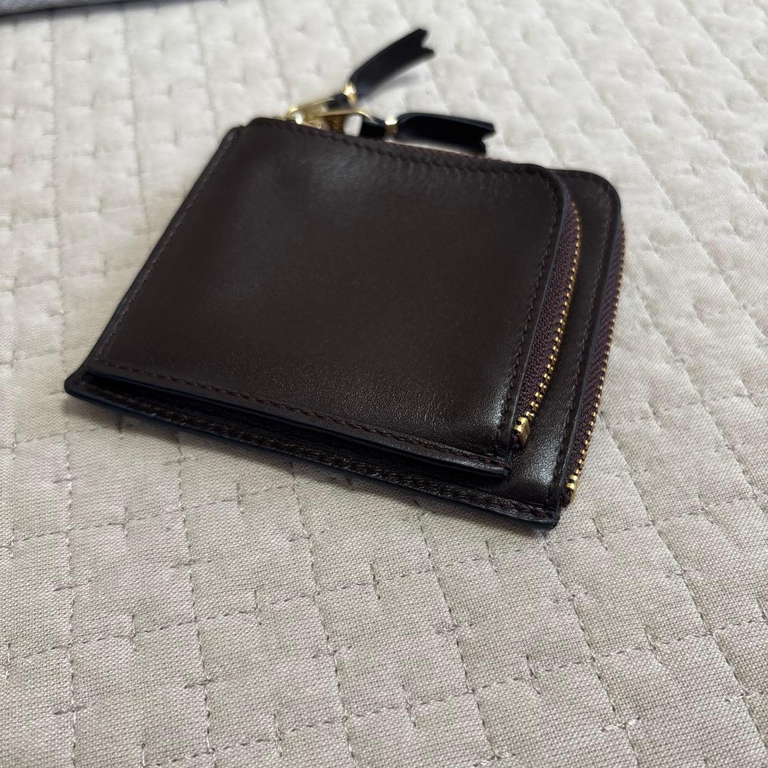 コムデギャルソン ケース アウトサイドポケット ミニ財布　ブラウン
