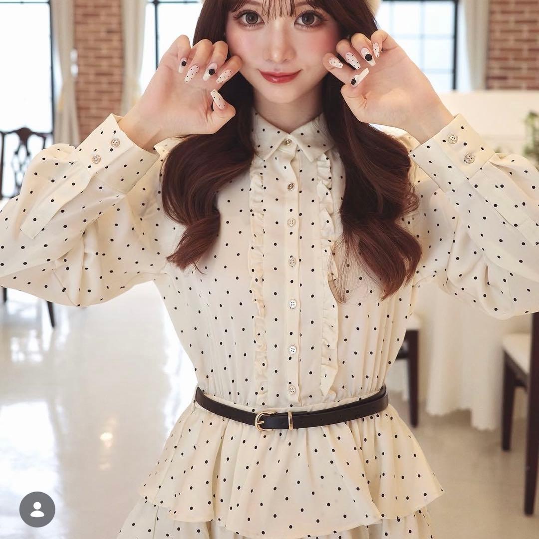 新品 完売 エムミーエメ クラシカルドットティアードワンピース M me eme