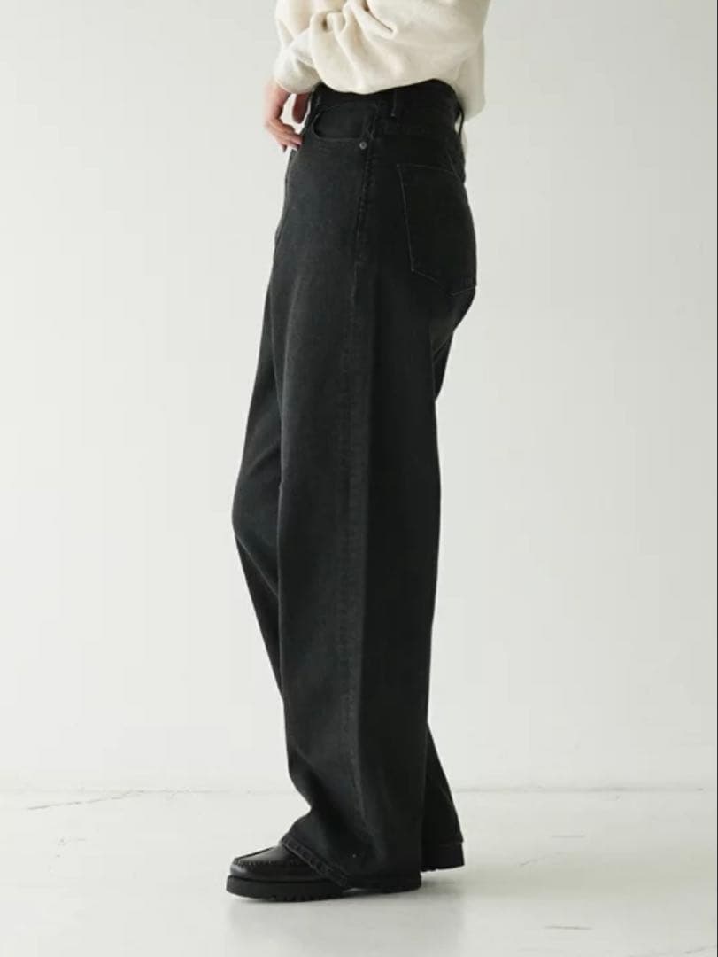 YANUK ヤヌーク ルーズストレート JOAN ブラック OBK 21インチ