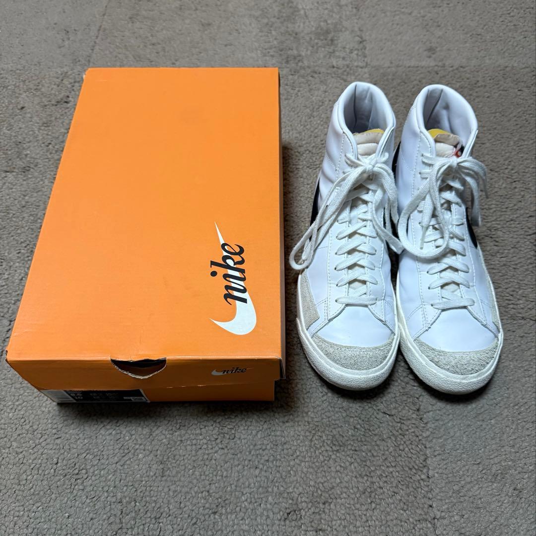 NIKE BLAZER ナイキ　ブレーザ　ハイカット