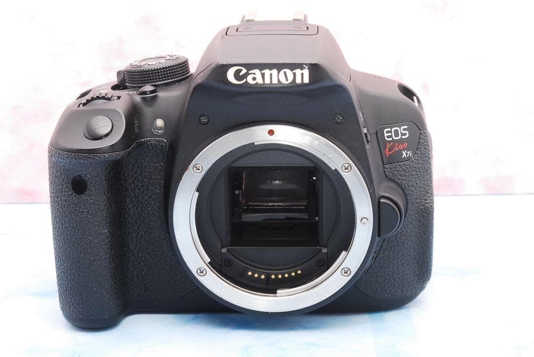 Canon Kiss X7i◎高性能STMレンズ◎一眼レフカメラ◎バッグ付♪