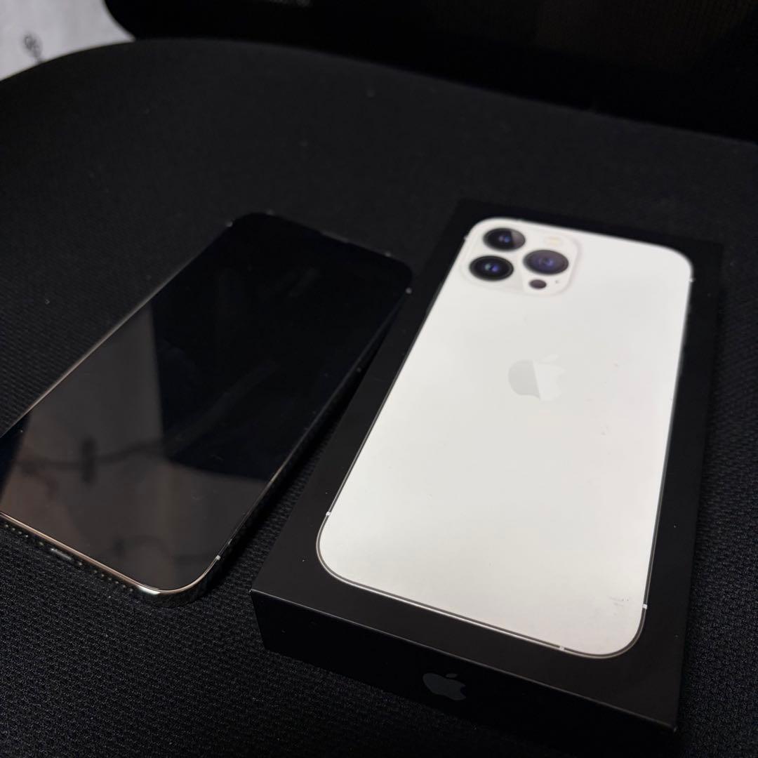 iPhone13ProMax ホワイト 256GB