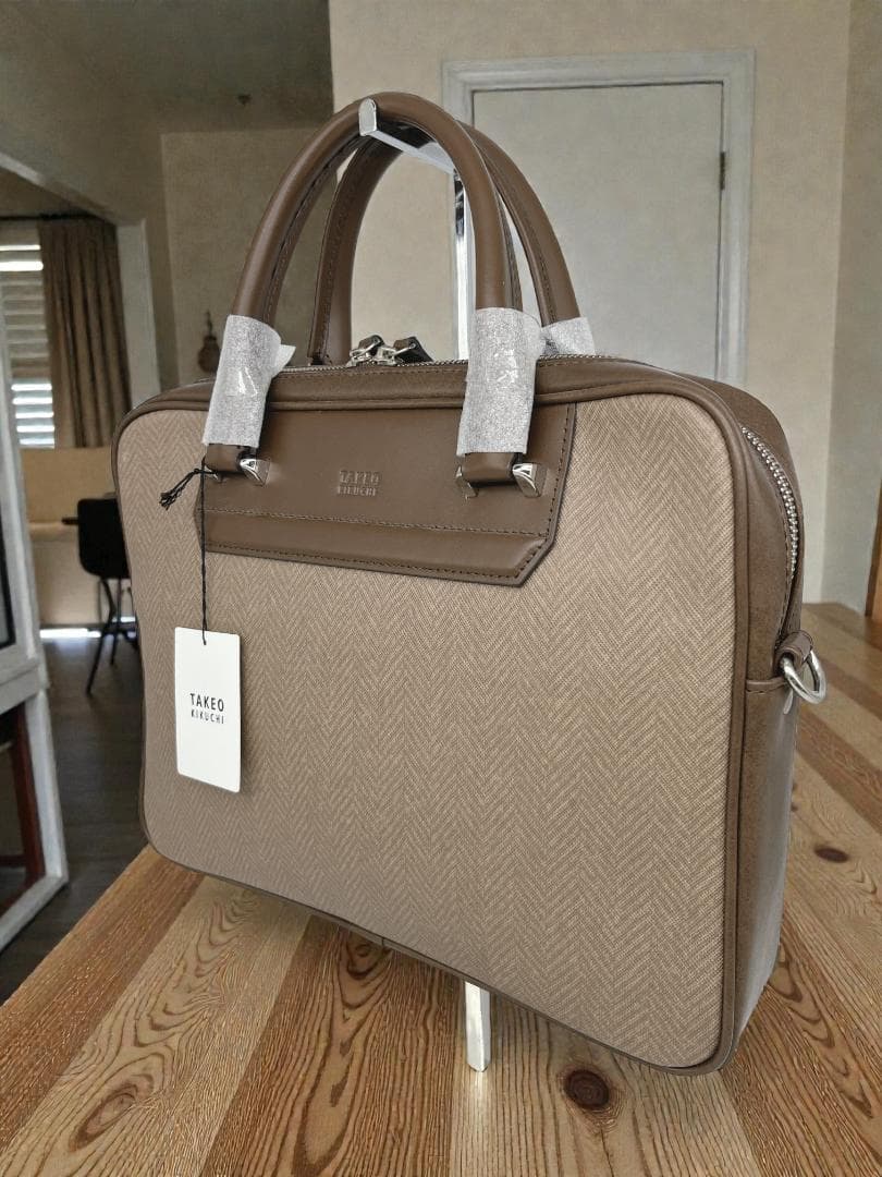 ✨新品✨　TAKEO KIKUCHI ビジネスバッグ A4 (ハーバー)