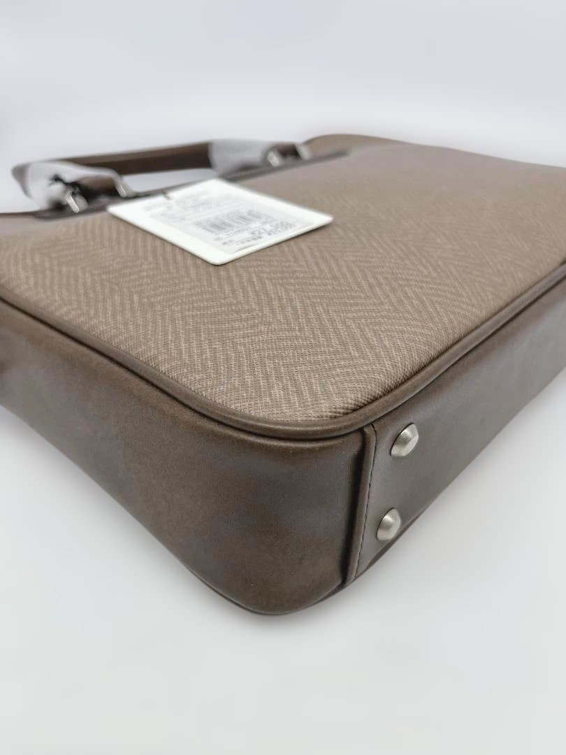 ✨新品✨　TAKEO KIKUCHI ビジネスバッグ A4 (ハーバー)