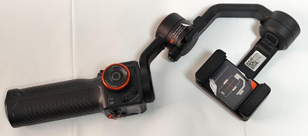 hohem M6 スマートフォンスタビライザー